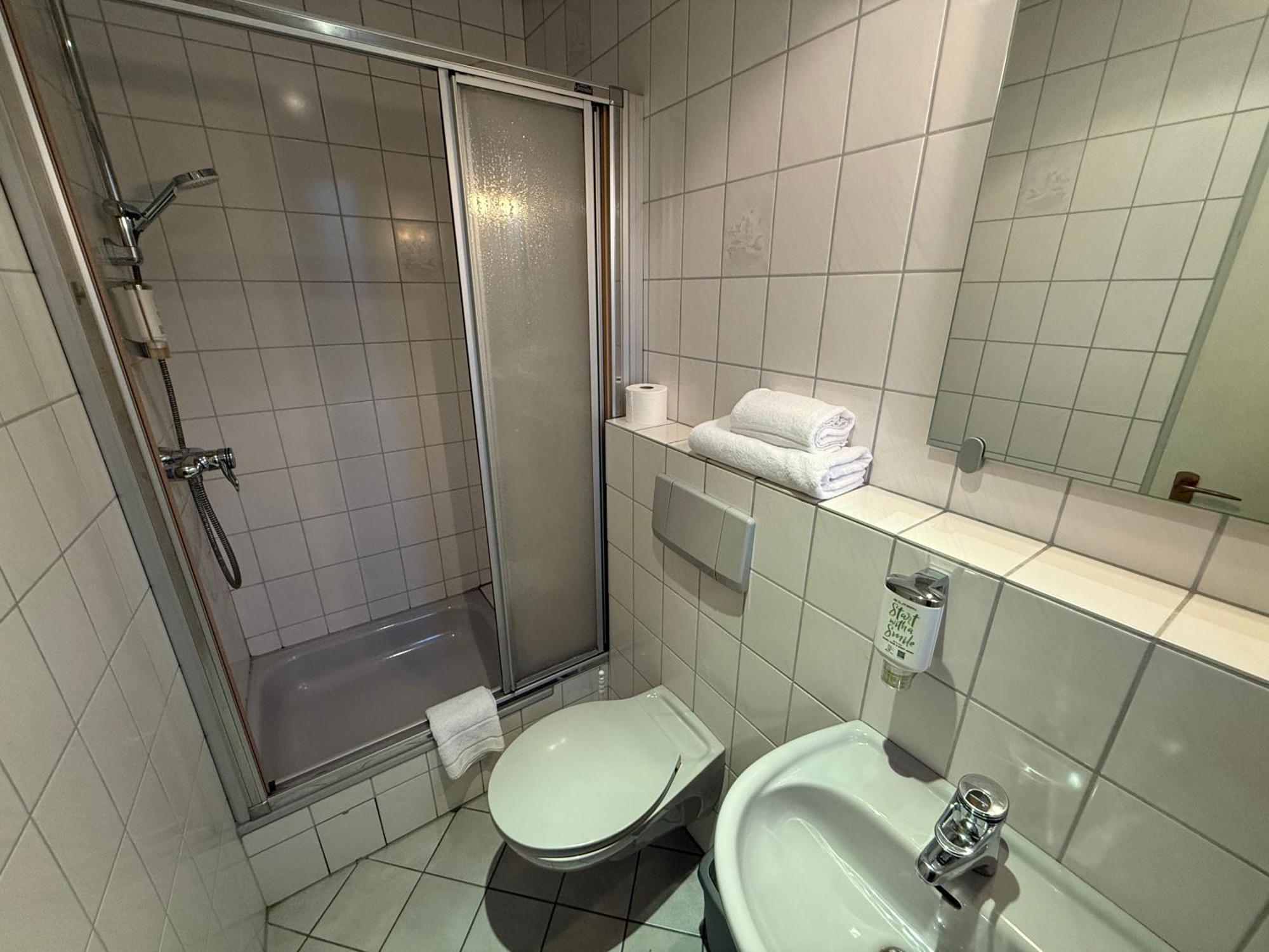 Hotel & Restaurant Elbschetal Веттер Экстерьер фото